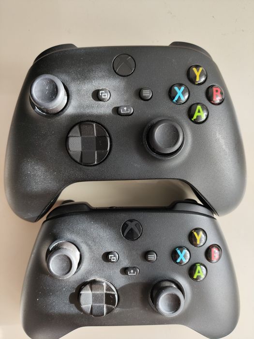 Xbox Series X with 2 Controllers and Games64729497774721124