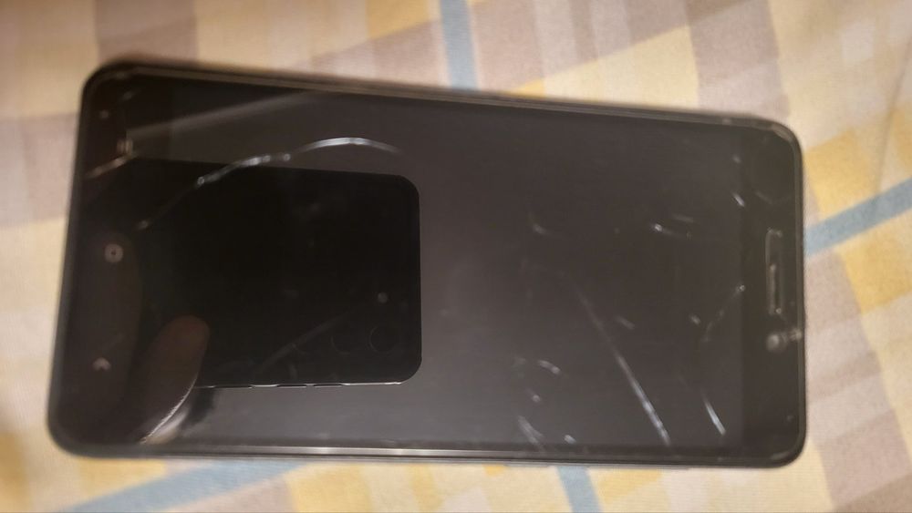 Телефон Xiaomi Redmi 4A на запчастини