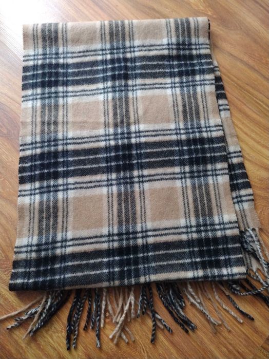 Szalik kaszmirowy (60% cashmere, 40% żywa wełna)