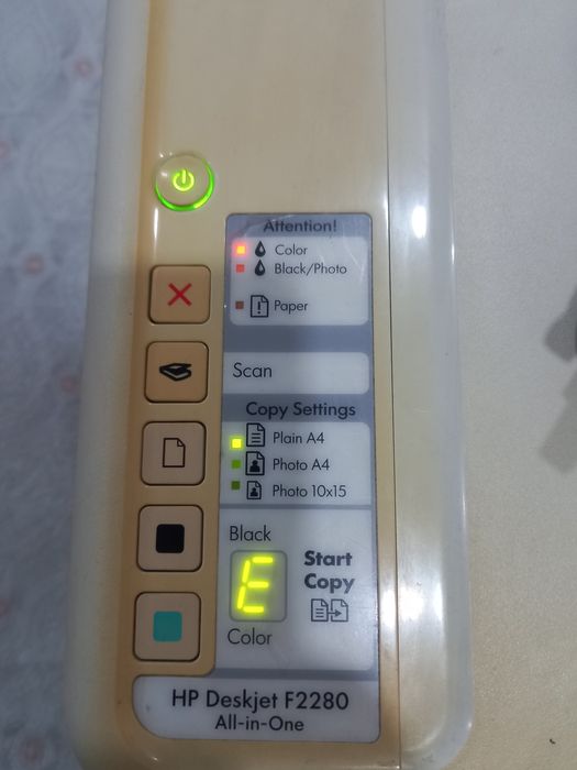 Impressora HP DeskJet F2280 – Funciona (precisa dos cartuchos)