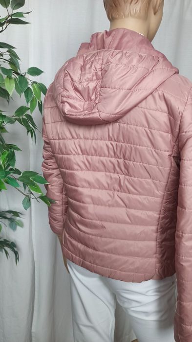 Sg Kurtka damska 36 , 38 Bershka pikowana kurtka z kapturem 36 , 38