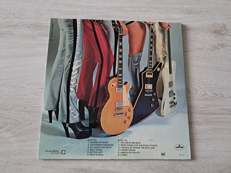 The Runaways  Live In Japan  LP  WINYL EX/EX