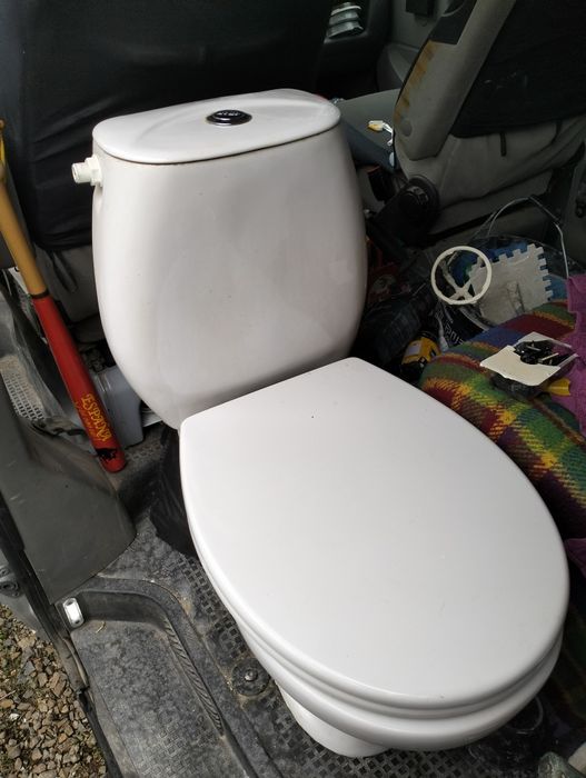 Sprzedam WC kompakt