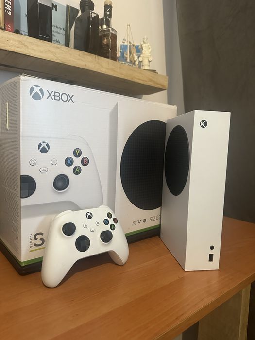 Konsola Xbox Series S Pudełko Pad Okablowanie Super Stan !!!