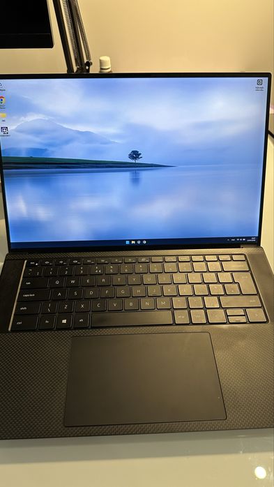 Dell Precision 5500 i9 32gb 500gb