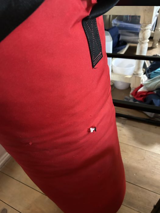 Saco de boxe em boas condicões