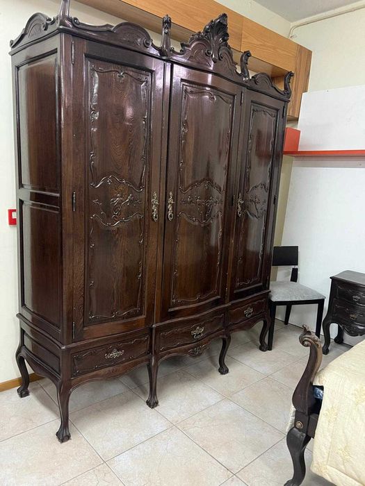 Quarto Estilo D. José com talha manual