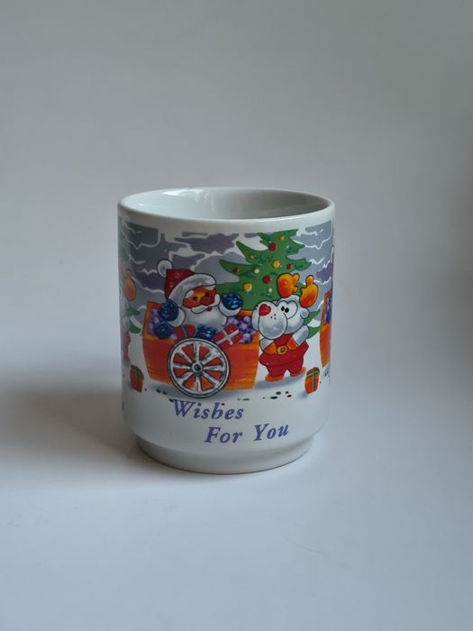 Gwiazdkowy uroczy ceramiczny kubek.