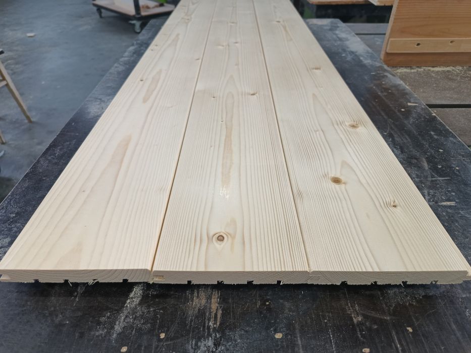 Ładna Deska Elewacyjna Świerk Skandynawski 19x146 podbitka, elewacja