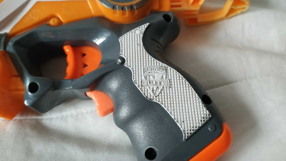 Nerf   бластер с прицелом оригинал