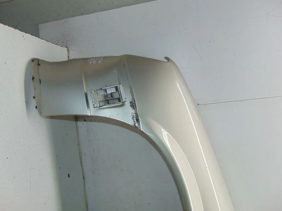 Opel Corsa A TR guarda lamas