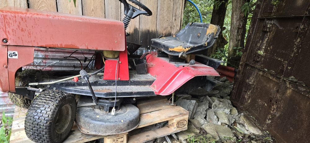 Traktorek kosiarka Rasentrac B10 Briggs naczęści