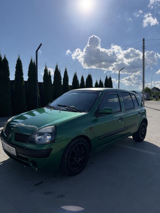 Рено кліо 2002 р.