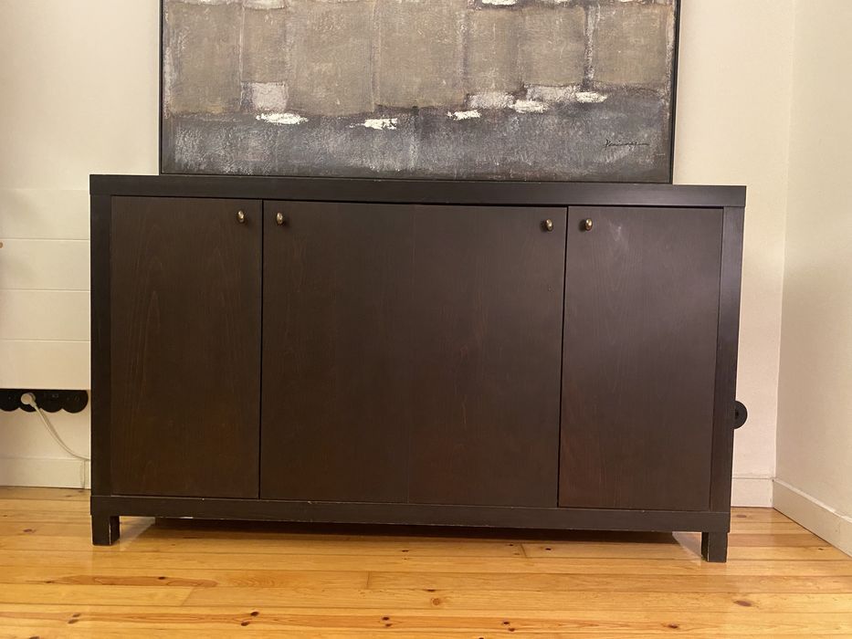 Aparador IKEA LIATORP – castanho escuro