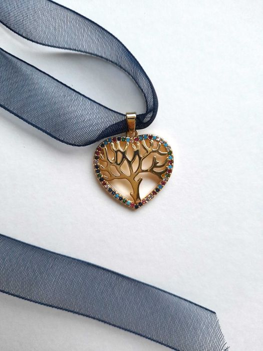 Gargantilha árvore da vida coração aço inoxidável dourado e cristais