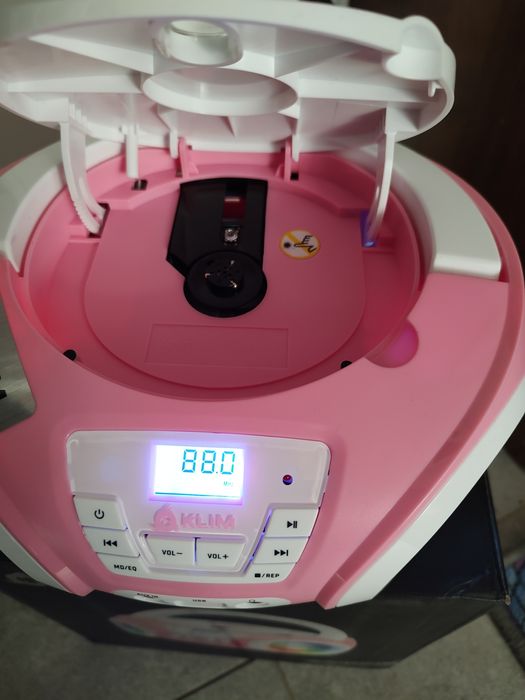 Boombox różowy odtwarzacz CD dla dzieci