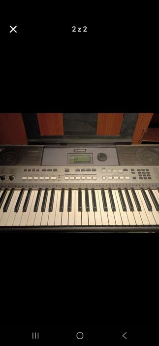 Keyboard Yamaha e 443