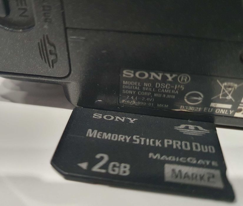 Aparat Fotograficzny SONY H5 + Karta 2GB + Pasek + Dekielek