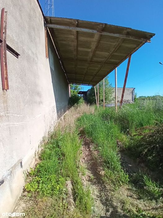 Plac utwardzony/monitoring/moźliwość powiększenia plus wiata