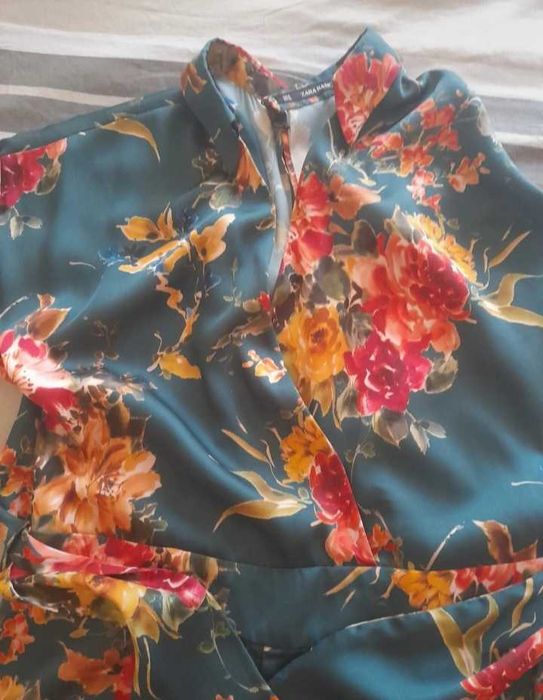Macacão zara floral