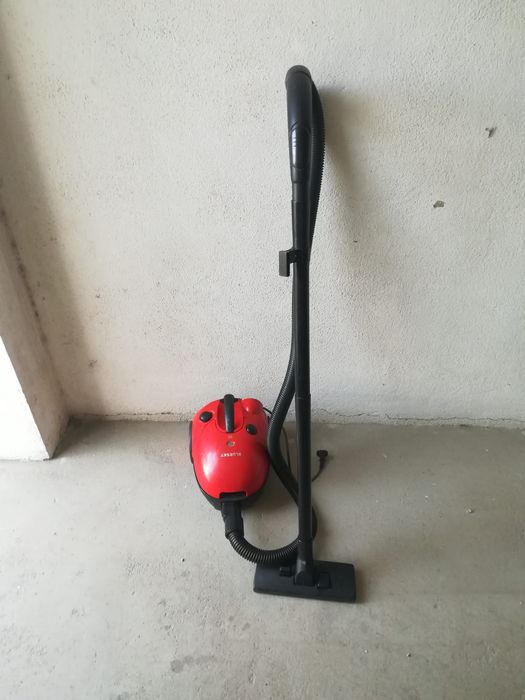 Aspirador vermelho