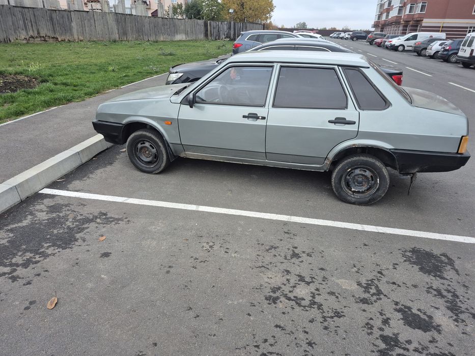 Продам ваз 21099