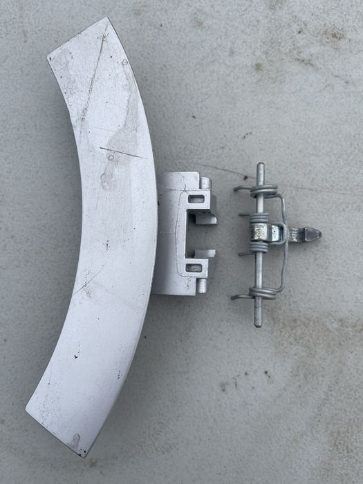 Ручка люка пральної машини Electrolux EVF1287EMW