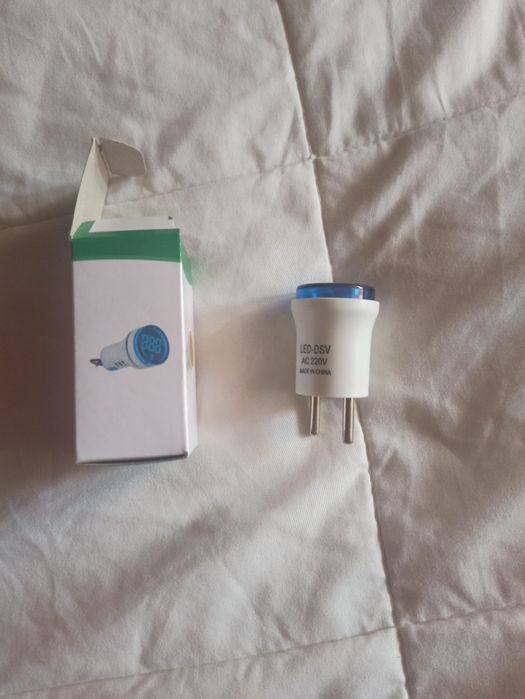 Вольтметр цифровой 220 вольт. Просто  включи в розетку. ВСЕГДА В НАЛИЧ