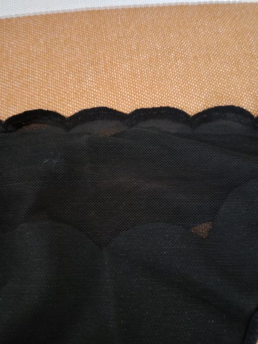 Majtki i stringi damskie.