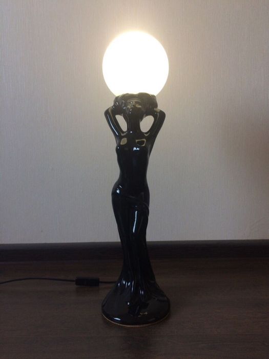 Настольная лампа. Декоративный светильник / торшер Афина