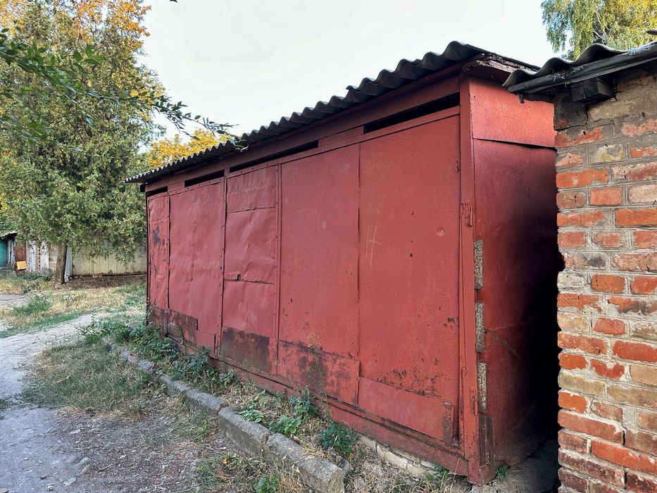 Продам Гараж Чаривная Героев 55-й бригады Уральские