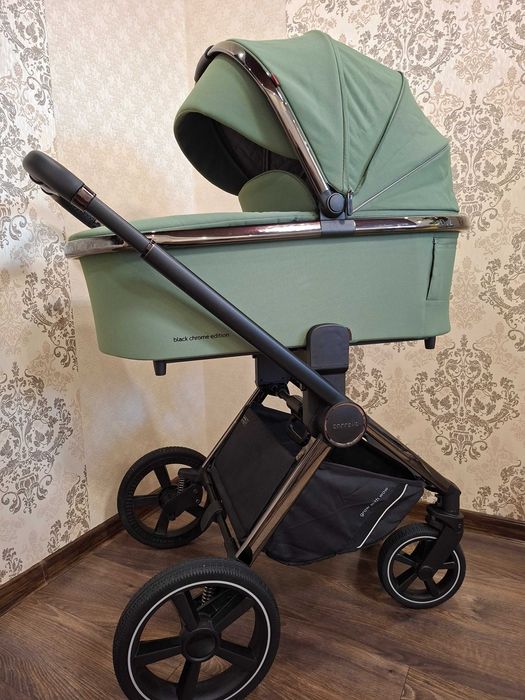 Універсальна коляска 2 в 1 CARRELLO Ultimo.