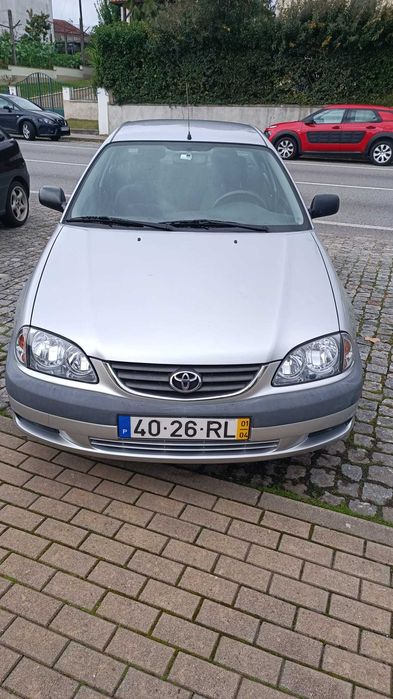 Toyota avensis 2001 1.6