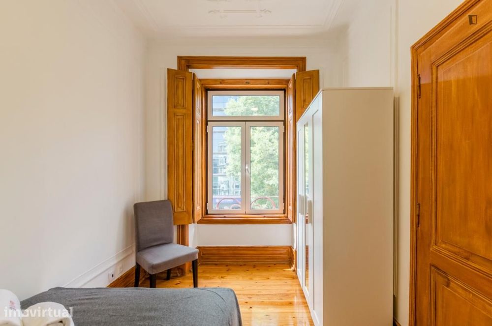 Quarto - localizado em Avenida da Liberdade Lisbon