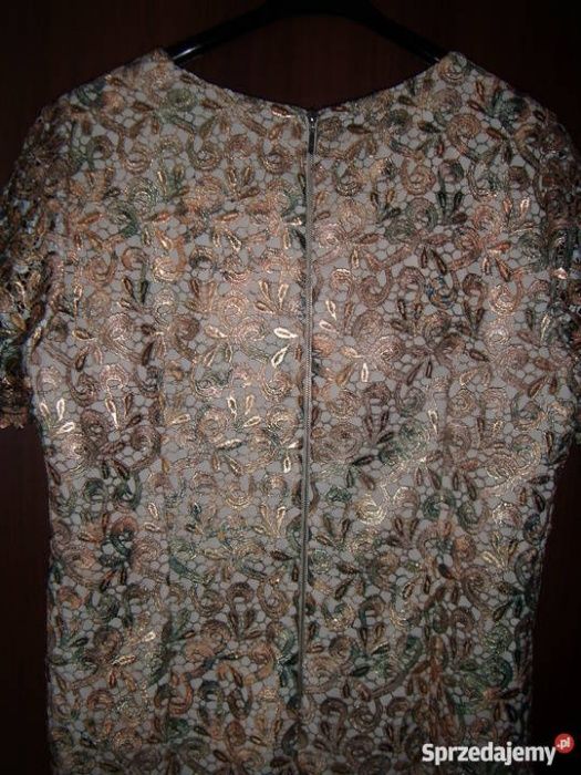 Elegancka sukienka  koronkowa