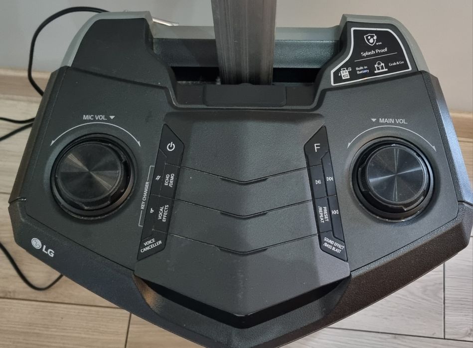 Głośnik przenośny kolumna aktywna LG RK3 Radio Bluetooth USB EQ Mikrofon