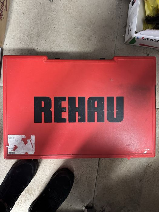 Пресс в ідеальному станні, майже як новийREHAU!!