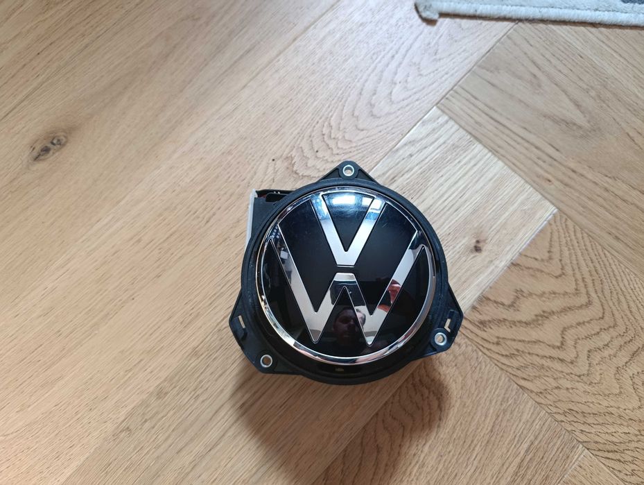 Kamera cofania VW Passat B8 + okablowanie