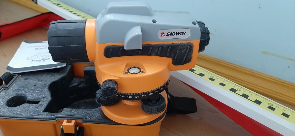 Нивелир оптический (комплект)