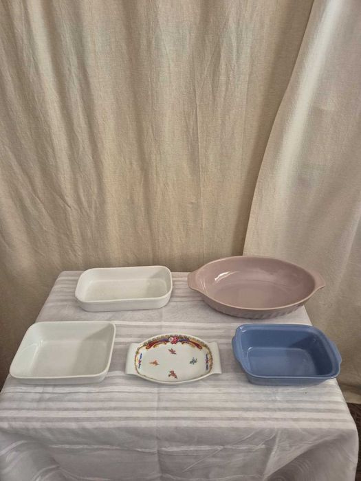 Grande Lote Cozinha: Grelhador Elétrico, Pyrex, Assadeiras e Loiça