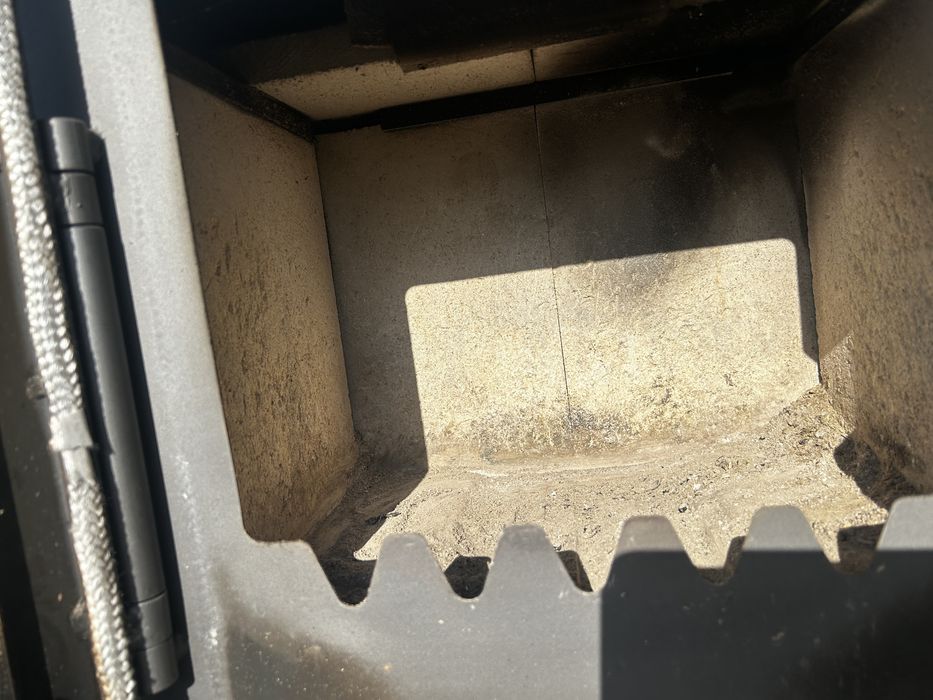 Piec koza kominek wolnostojący Zeus 7kw szamot