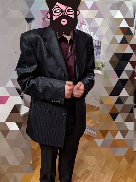 Мужской костюм почти новый