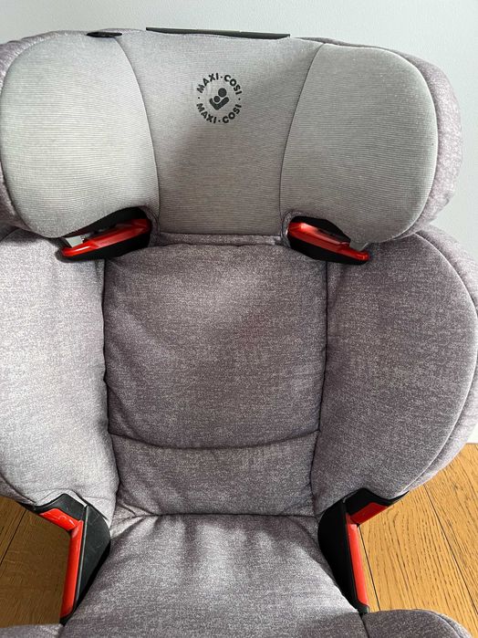Fotelik samochodowy MAXI-COSI RODIFIX 15-36 kg  ISOFIX
