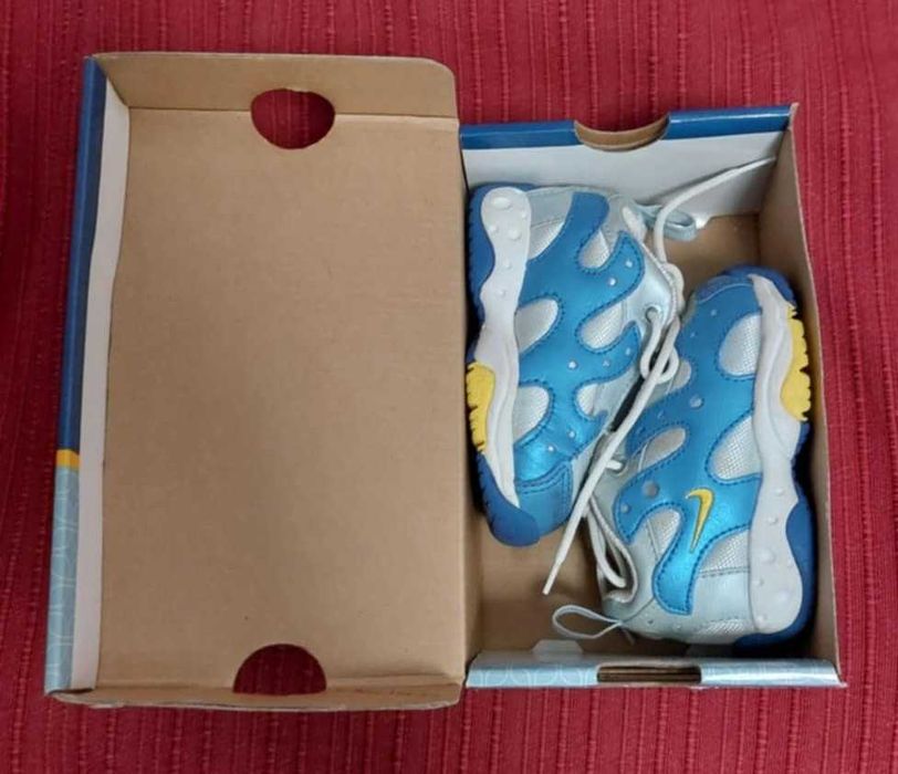 Vende-se Tênis Criança Nike