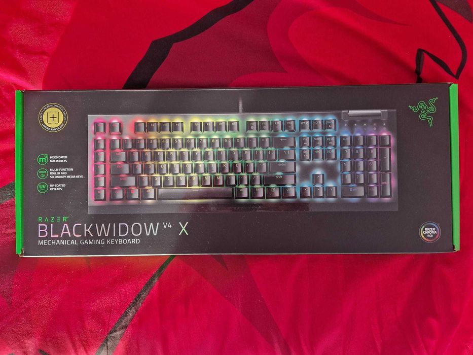 Teclado RAZER BlackWidow V4 RGB X Yellow Switch
