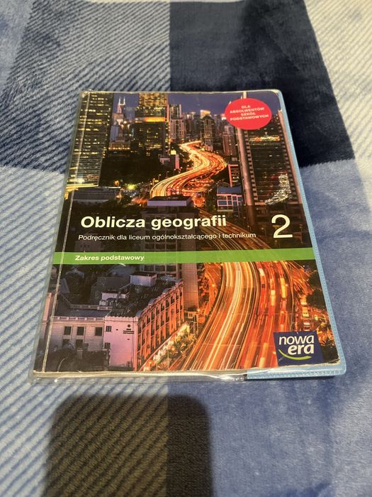 Książka do geografii do drugiej klasy