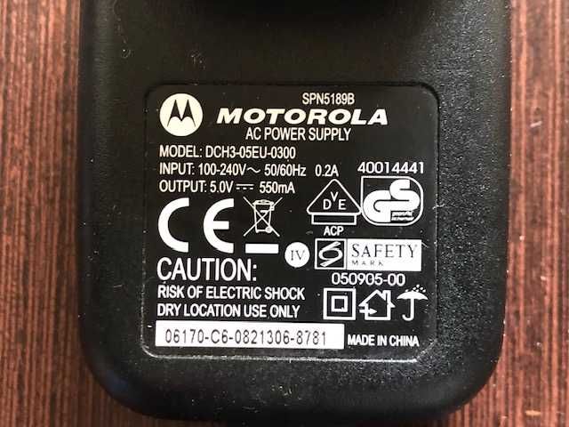 Блок питания адаптер Motorola DCH3-05EU-0300 5V 550mA