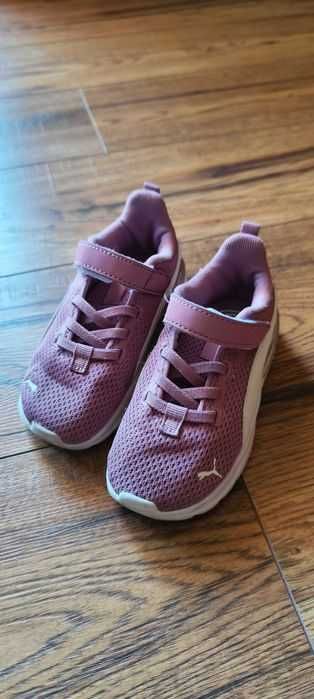 Buty sportowe dla dziewczynki Puma r.26