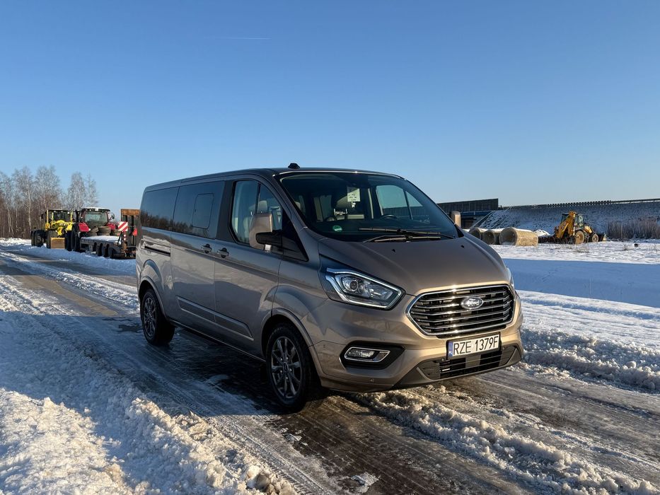 Ford Tourneo Custom Ford custom tourneo 9os. 2021