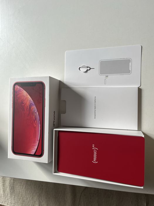 Iphone XR czerwony